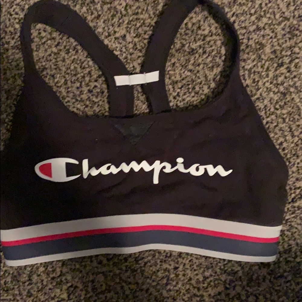 Sports bra only worn a few times